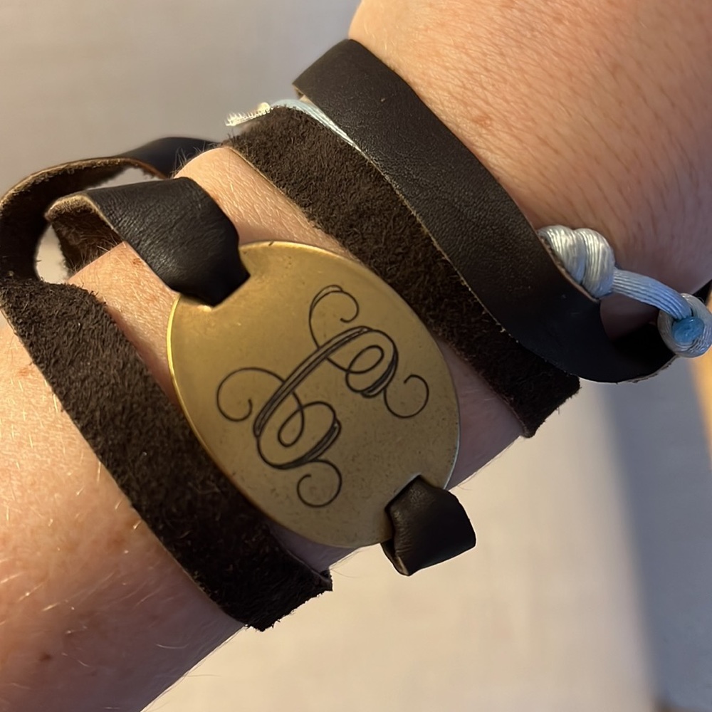 Brown “C” choker or bracelet